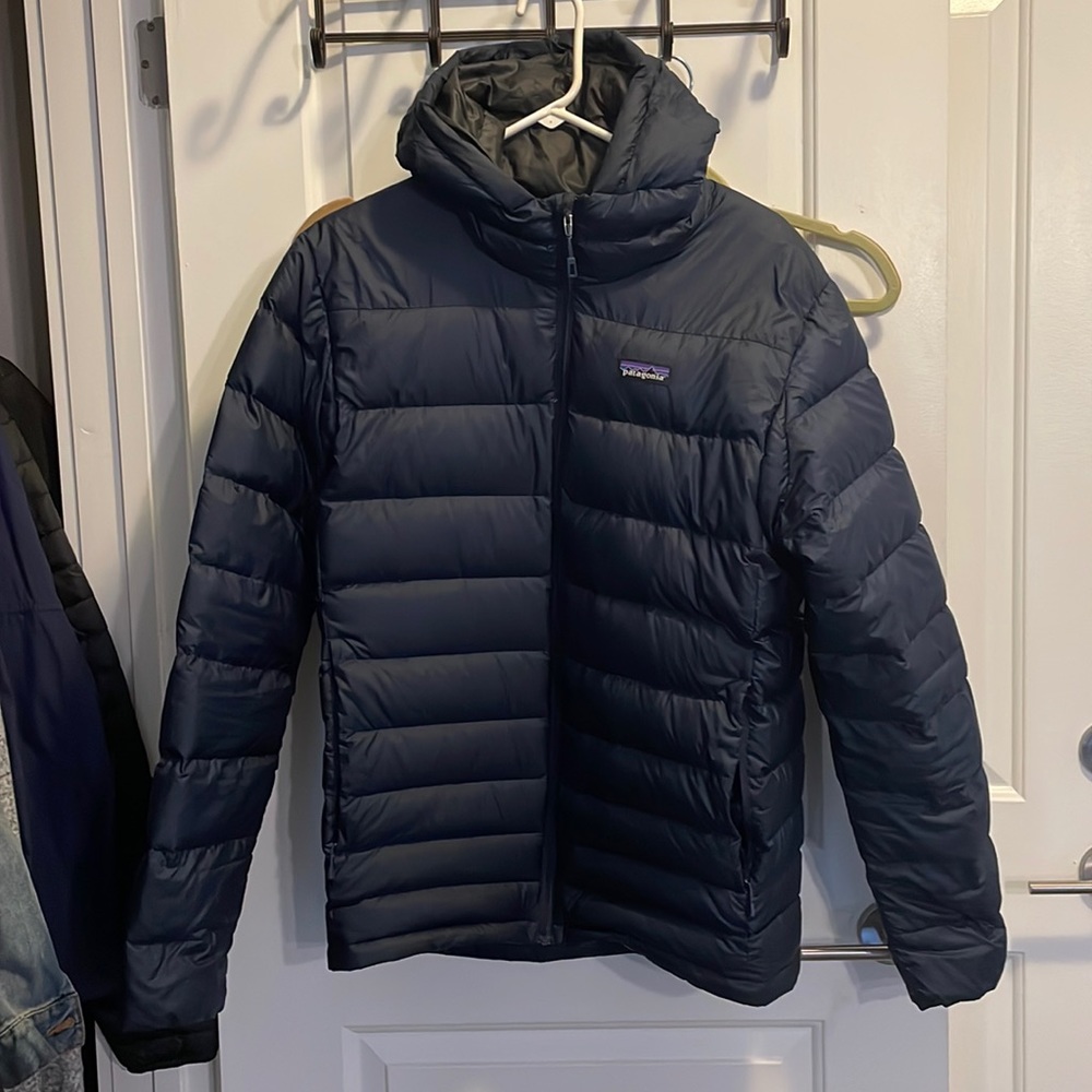 Patagonia Men’s Hi-Loft Down Puff Jacket